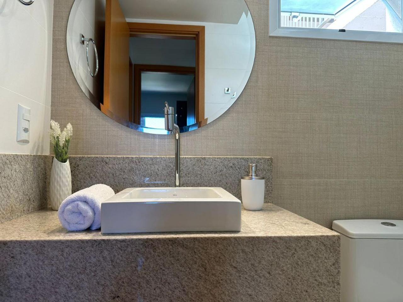 Apartamento Horizonte Azul, Vista Lago, Proximo Ao Shopping بالماس المظهر الخارجي الصورة